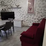 Sommacon House 아파트 *