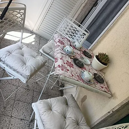 Апартаменты Sommacon House *