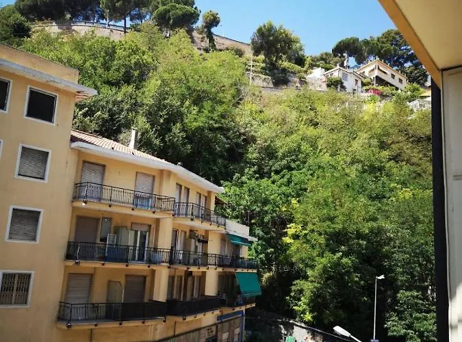 Sommacon House * סנרמו